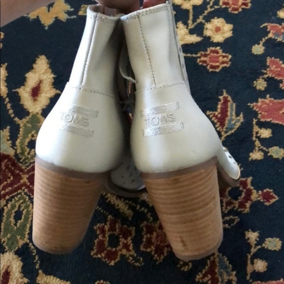 TOMS Leather Basket Weave Majorca Peep Toe Bootie - Picture 5 of 8